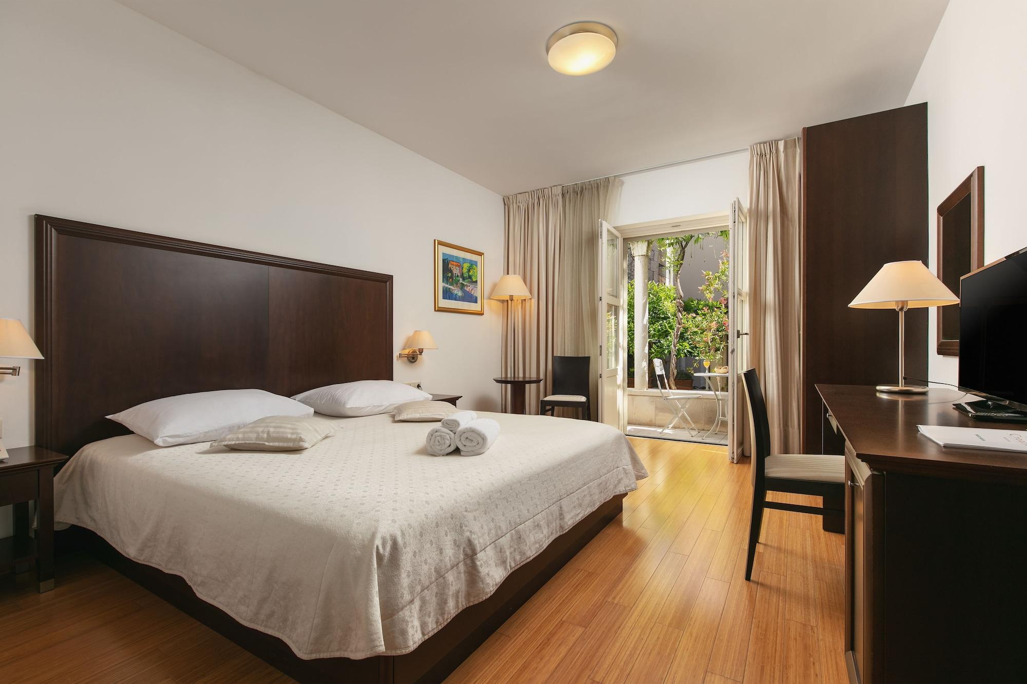 Hotel Croatia Baška Voda Екстериор снимка