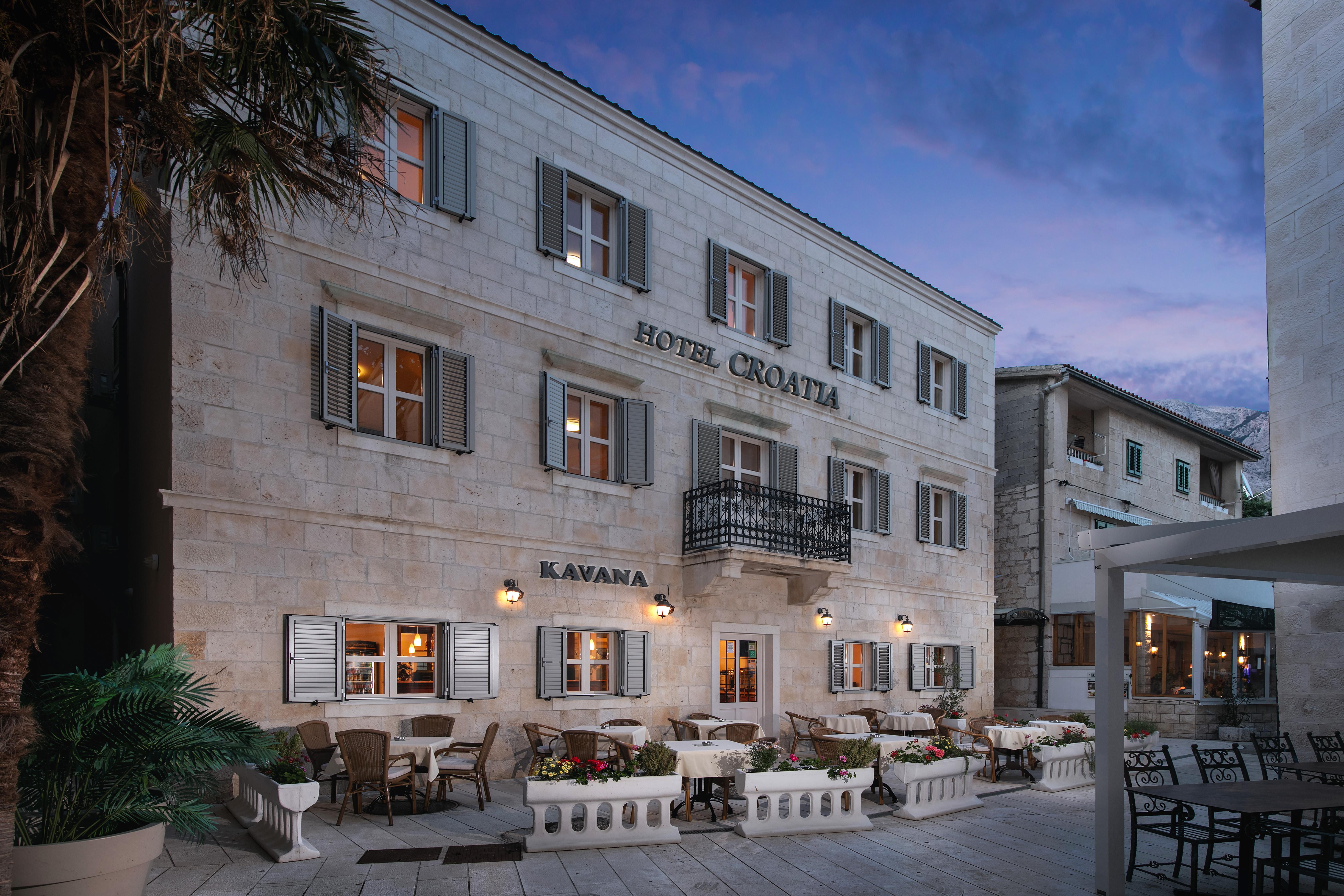 Hotel Croatia Baška Voda Екстериор снимка