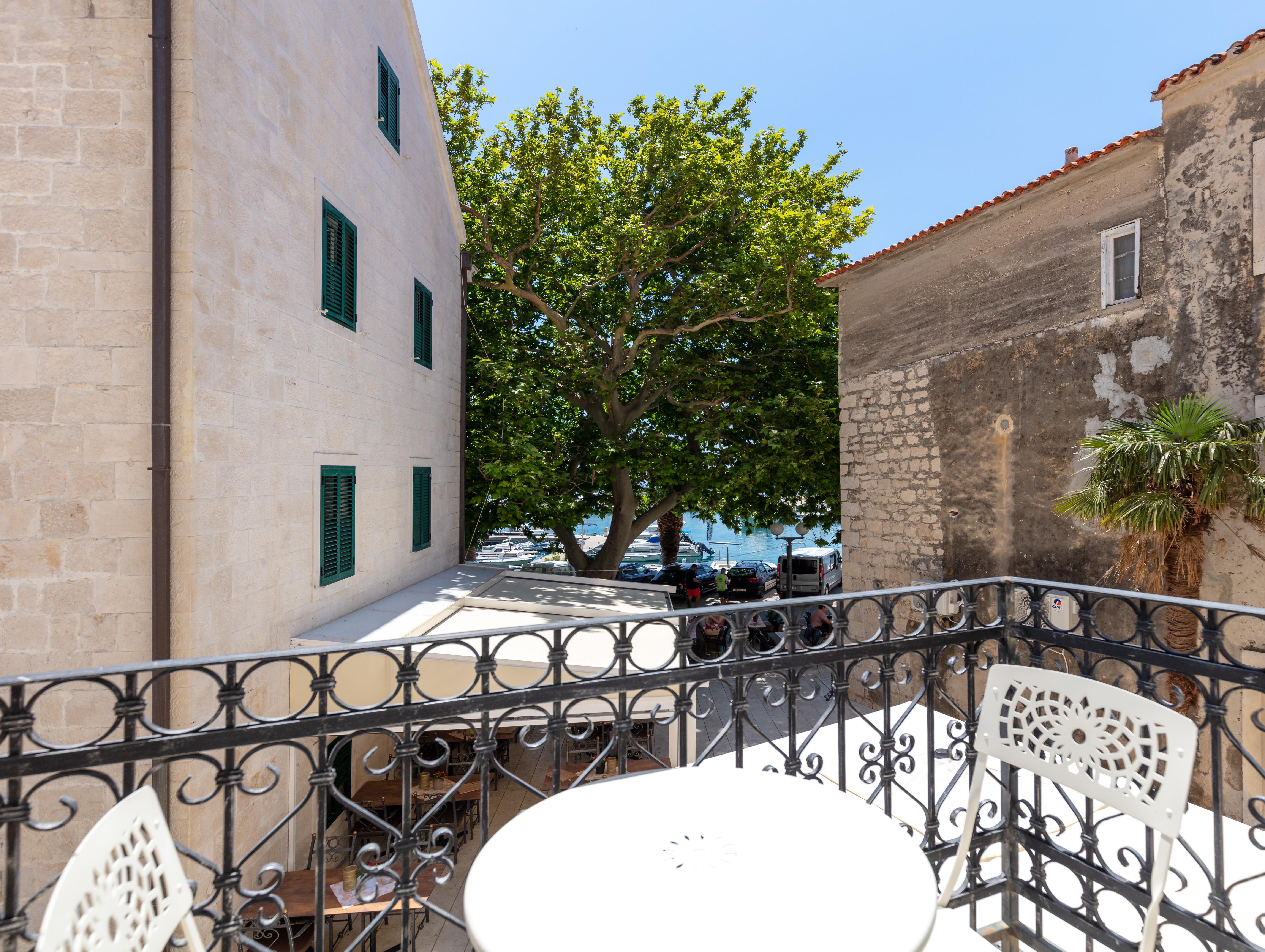 Hotel Croatia Baška Voda Екстериор снимка