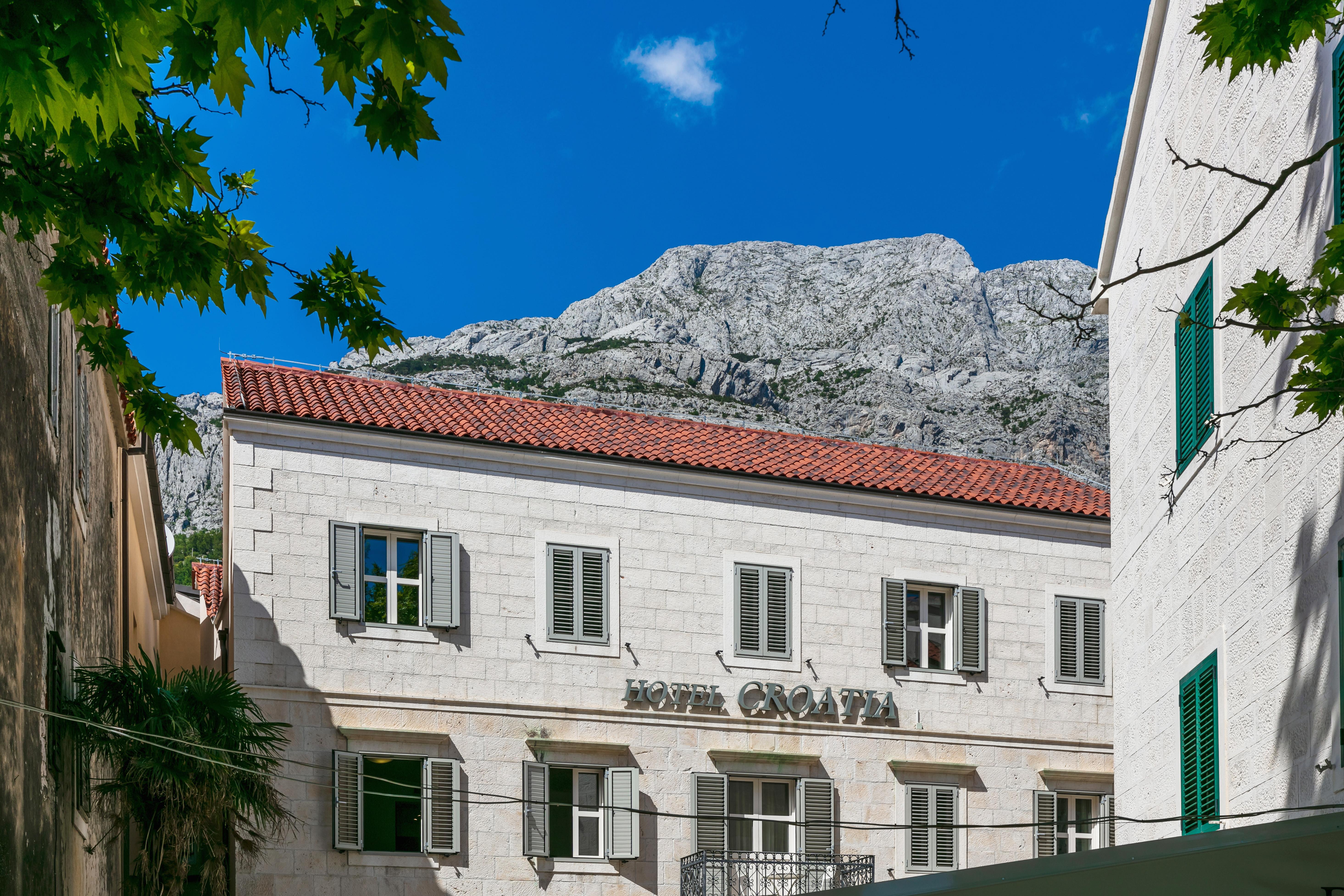 Hotel Croatia Baška Voda Екстериор снимка