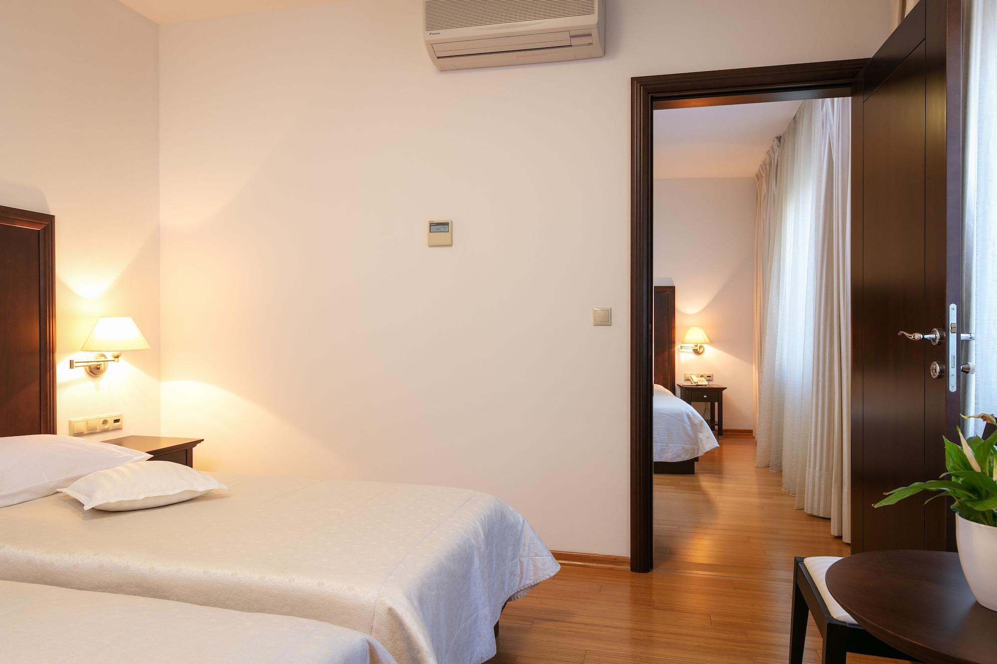 Hotel Croatia Baška Voda Екстериор снимка