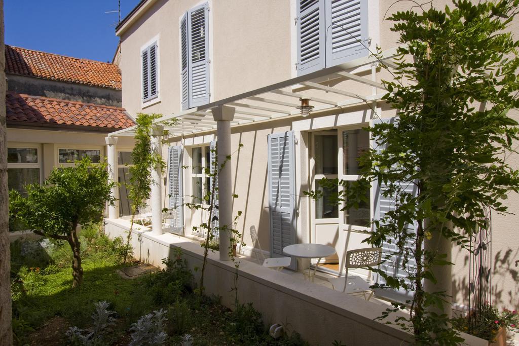 Hotel Croatia Baška Voda Екстериор снимка